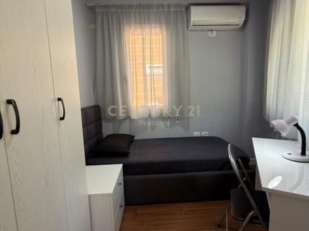 APARTAMENT 2+1+2 ME QIRA TEK KOPSHTI BOTANIK