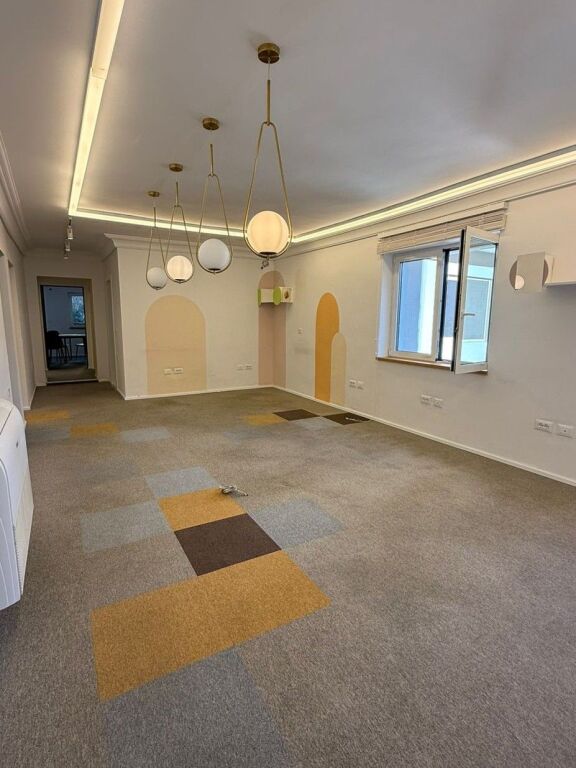 📌Office for Rent at Zogu i Zi
