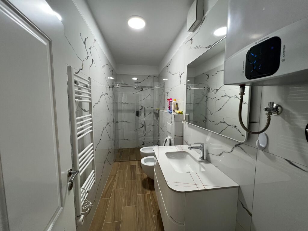 🏡 Apartament 2+1 me Qira – tek Shkolla e Baletit Rruga e Elbasanit