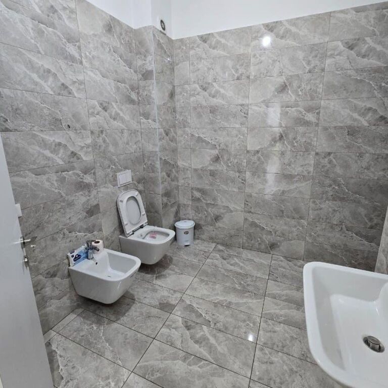 🏢✨ Office for Rent – Square 21, Tirana ✨🏢