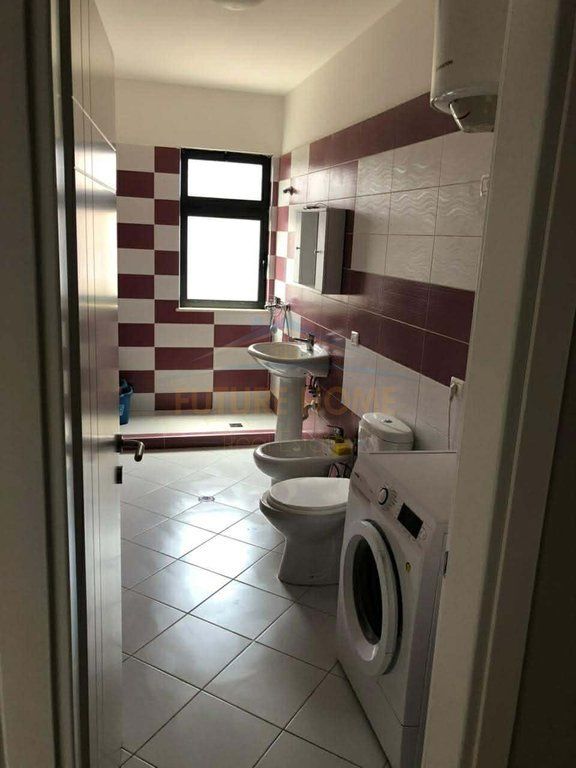 Qera, Apartament 2+1+2, Kompleksi Molla, Astir