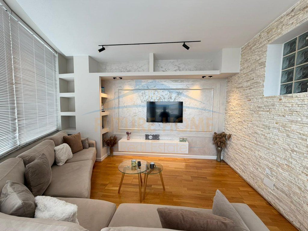 In vendita, Appartamento 2+1+2+ Veranda, Nuovo Anello, Tirana