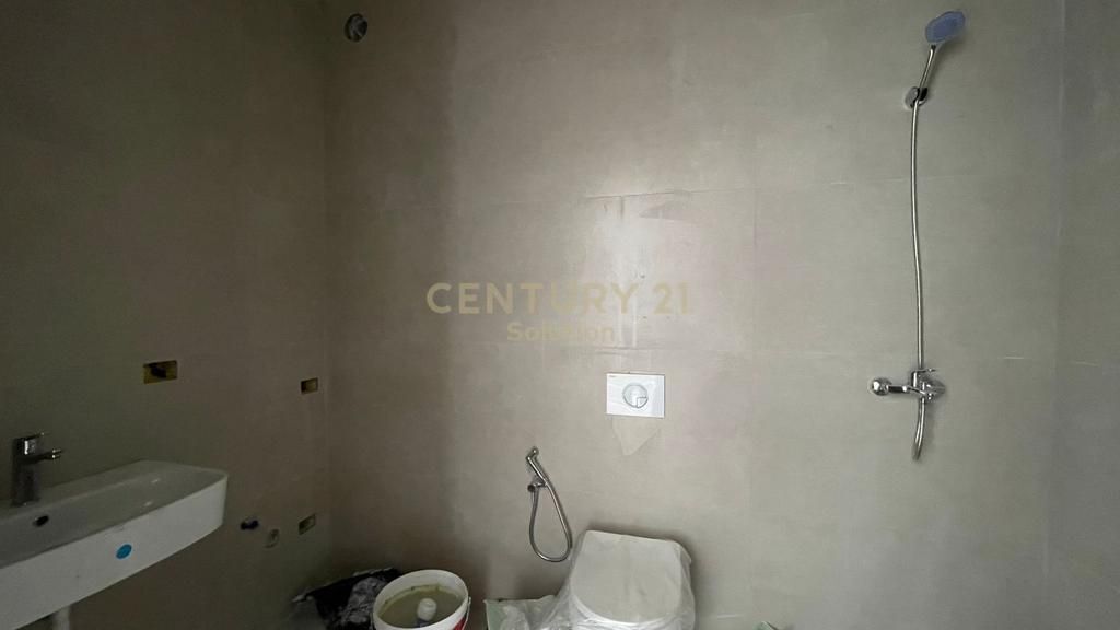 SHESIM APARTAMENT 1+1+ POST PARKIMI TEK UNIVERS CITY !