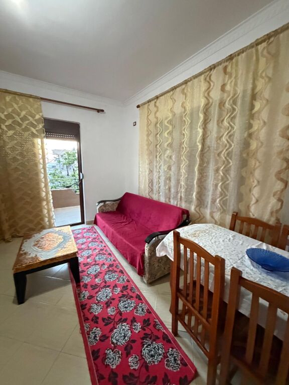 Affitto | Shtëpi private 2 + 1 | Fresku | 350 €/mese