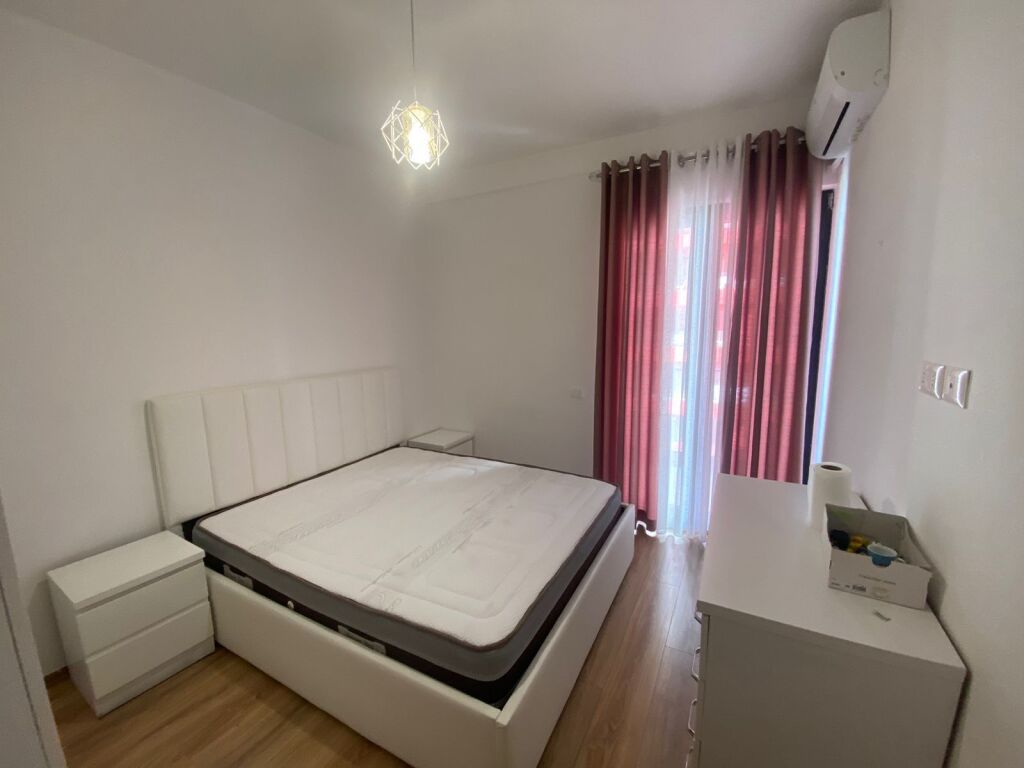 Apartament 2+1 me qira tek Farmacia 10