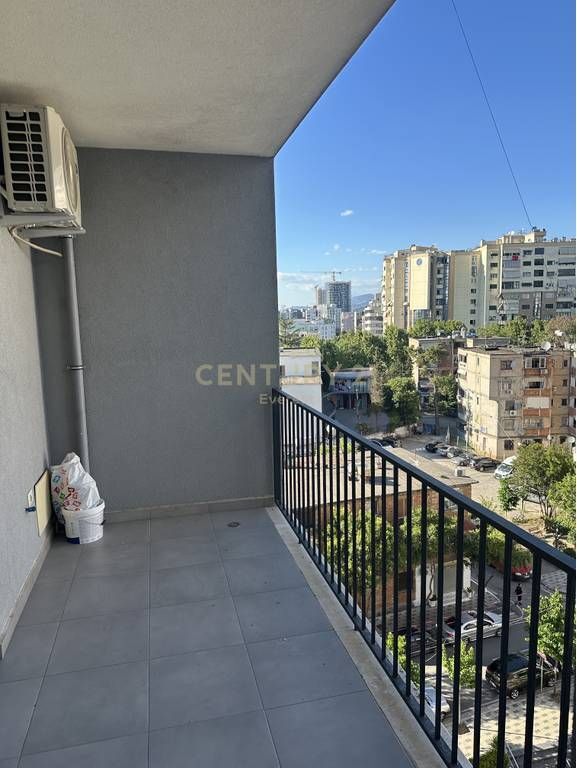 BULEVARDI ZOGU I PARE, WE RENT 1+1 APARTMENT FOR RENT!