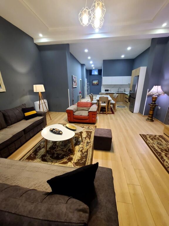 Affitto | Apartament 1 + 1 | Liqeni i Thatë | 550 €/mese