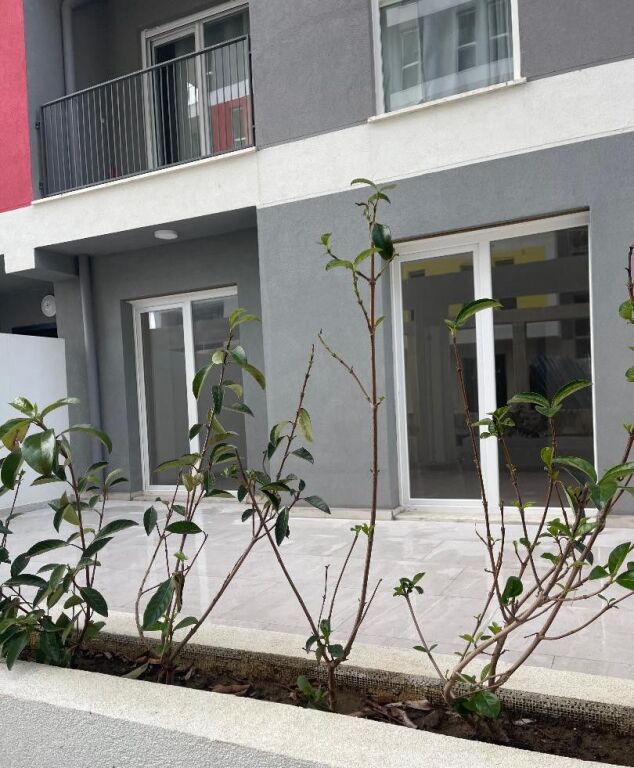 Qera | Apartament 1 + 1 | QTU (Qendra Tregtare Univers) | 400 €/muaj