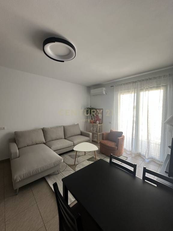 BULEVARDI ZOGU I PARE, WE RENT 1+1 APARTMENT FOR RENT!