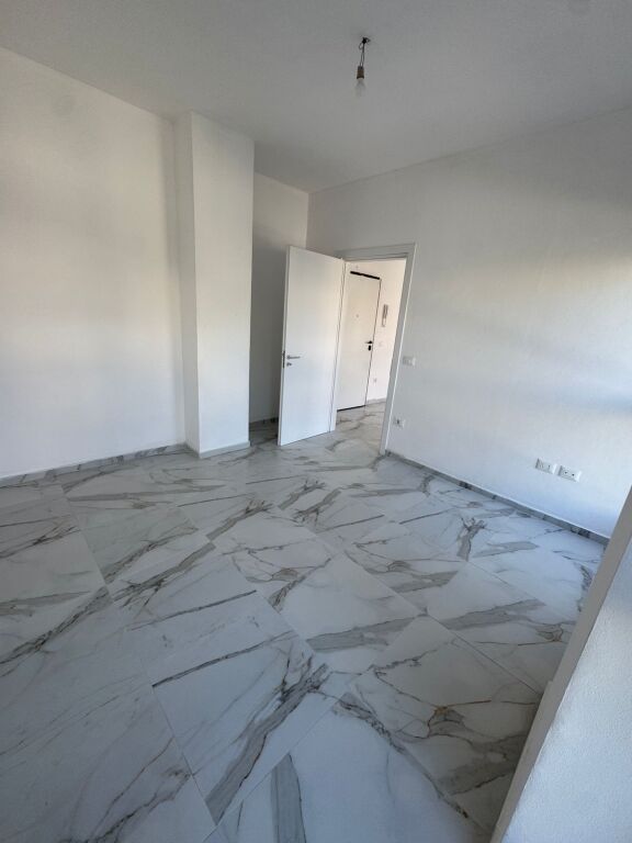 Office space 1+1 for rent📍Zogu i zi