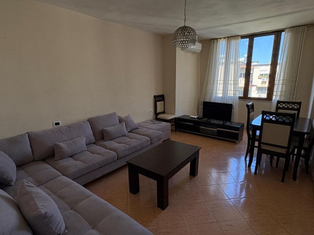 APARTAMENT ME QERA 2+1 RRUGA E ELBASANIT 55.000 LEKE FH-72375