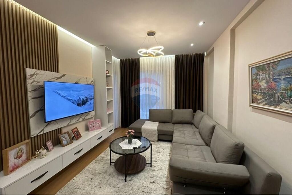 Apartament 2+1 me qira – Univers City
