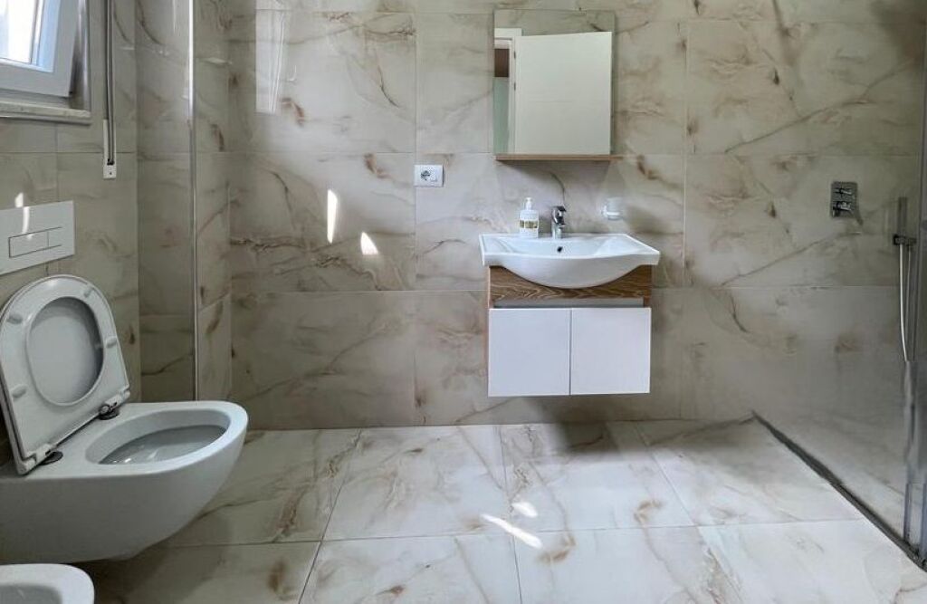 APARTMENT FOR RENT 2+1+2+PARKING SPOT AT THE BOTANICAL GARDEN! 800 € /Month
