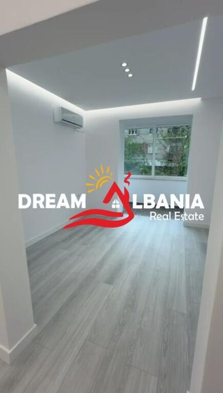 Office for rent on Barrikadave Street near the Train Station (ID 42611532)