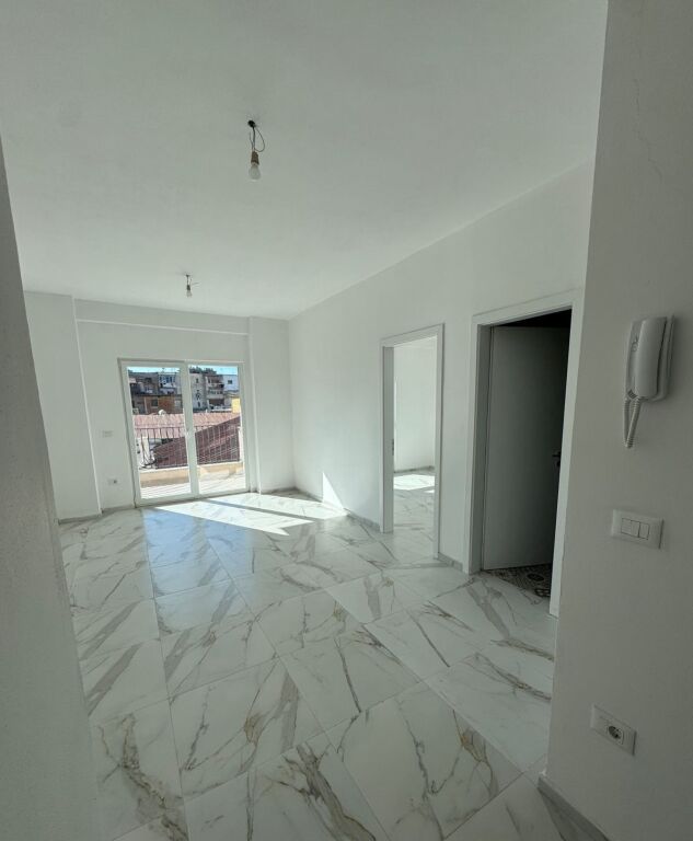 Qera | Apartament 1 + 1 | Rruga Dritan Hoxha | 500 €/muaj