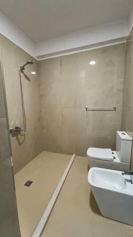 Qera | Apartament 2 + 1 | 21 Dhjetori – Kompleksi Star | 700 €/muaj