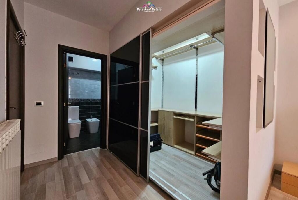 Appartamento In Affitto 2+1+posto auto Presso Komuna e Parisit (ID B2201881) Tirana