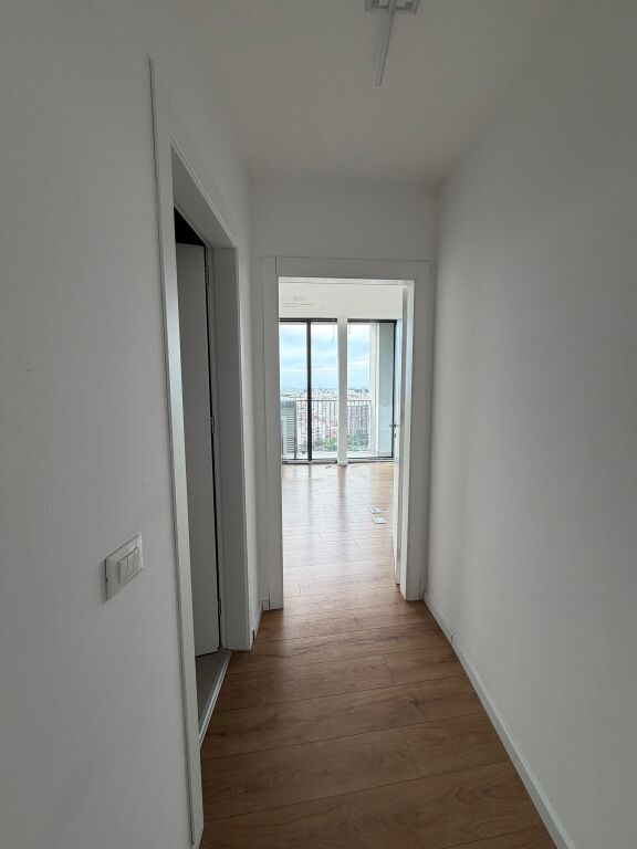 Office for rent, 4 work environments and 2 toilets for rent vacant, LakeView Residence