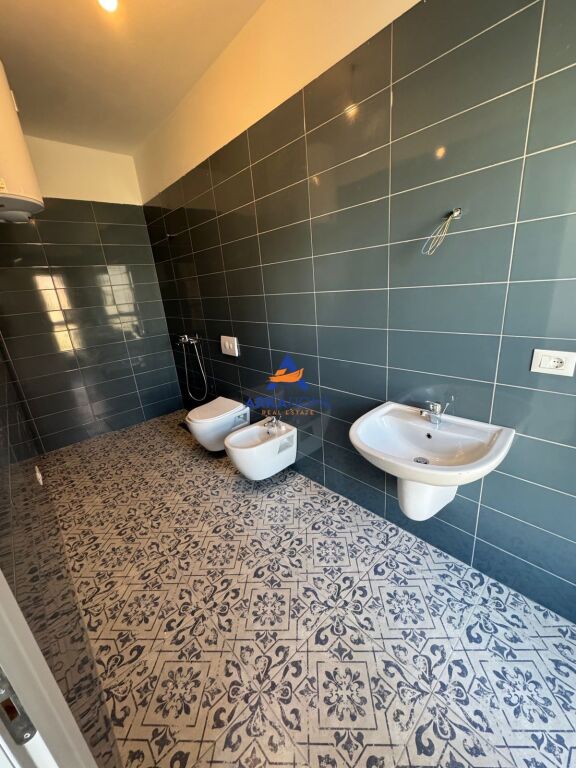 AFFITTASI APPARTAMENTO 1+1+BALCONE "VIA DRITAN HOXHA" 50.000 LEKE