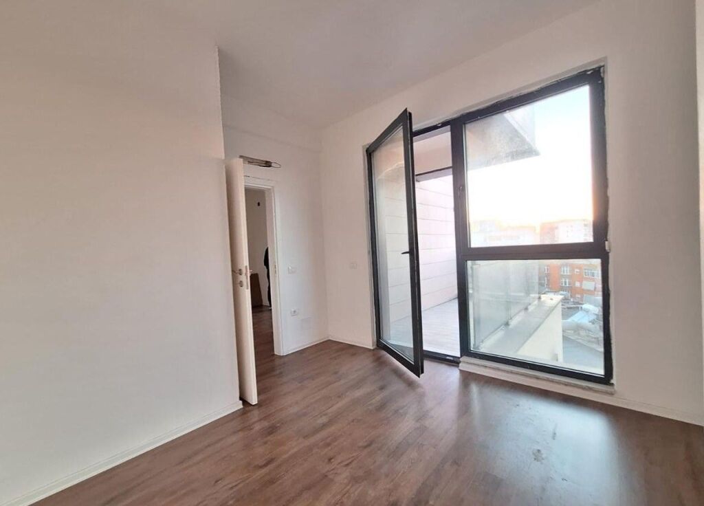 🏡 Apartament 1+1 në shitje – Rruga e Kosovareve