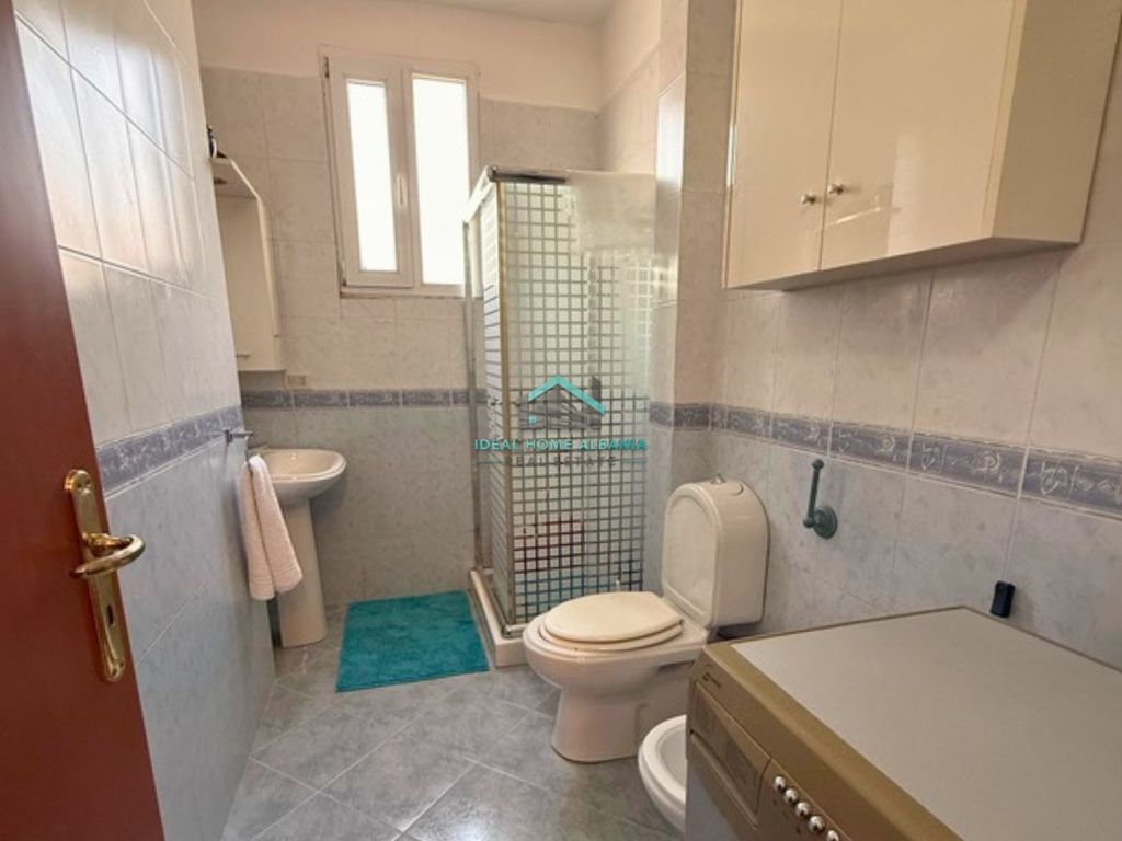 Apartament ne shitje 1+1, Lungomare, Vlore.