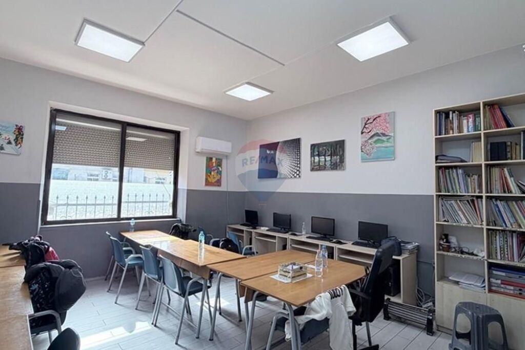 For rent 2+1 Moskat Building