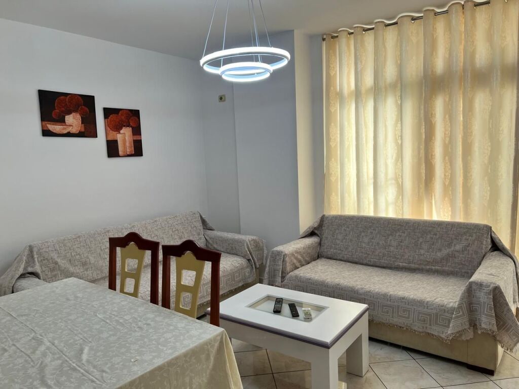 Qera | Apartament 1 + 1 | Sheshi Karl Topia | 450 €/muaj