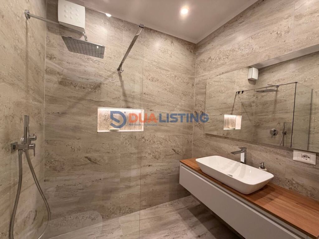 Vendiamo Appartamento Moderno 1+1 vicino al Lago Secco!