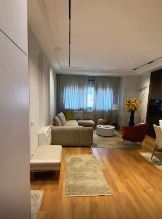 APARTMENT 2+1+2+ PARKING SPACE FOR RENT, BARRICADES STREET, TIRANA! 1,700 € /Month