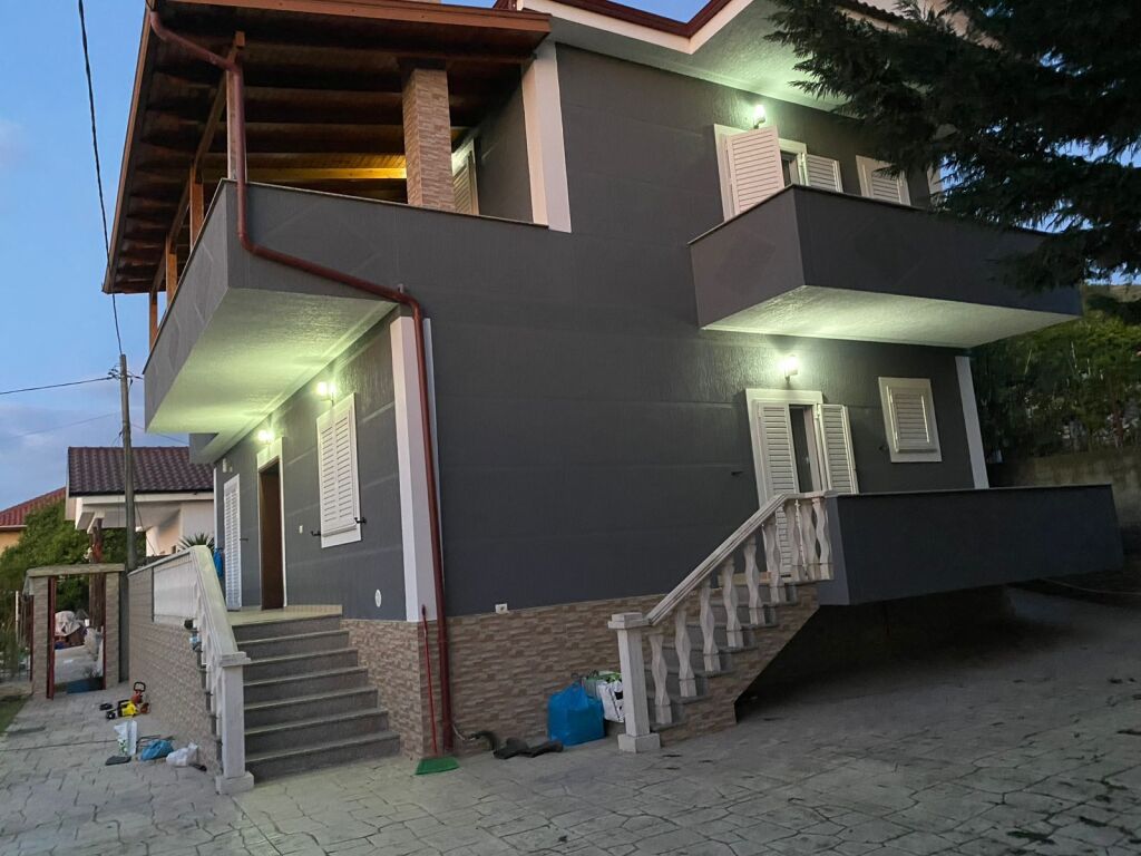 2-storey house for sale in Kutalli – 600m² land, house also business opportunity on main road