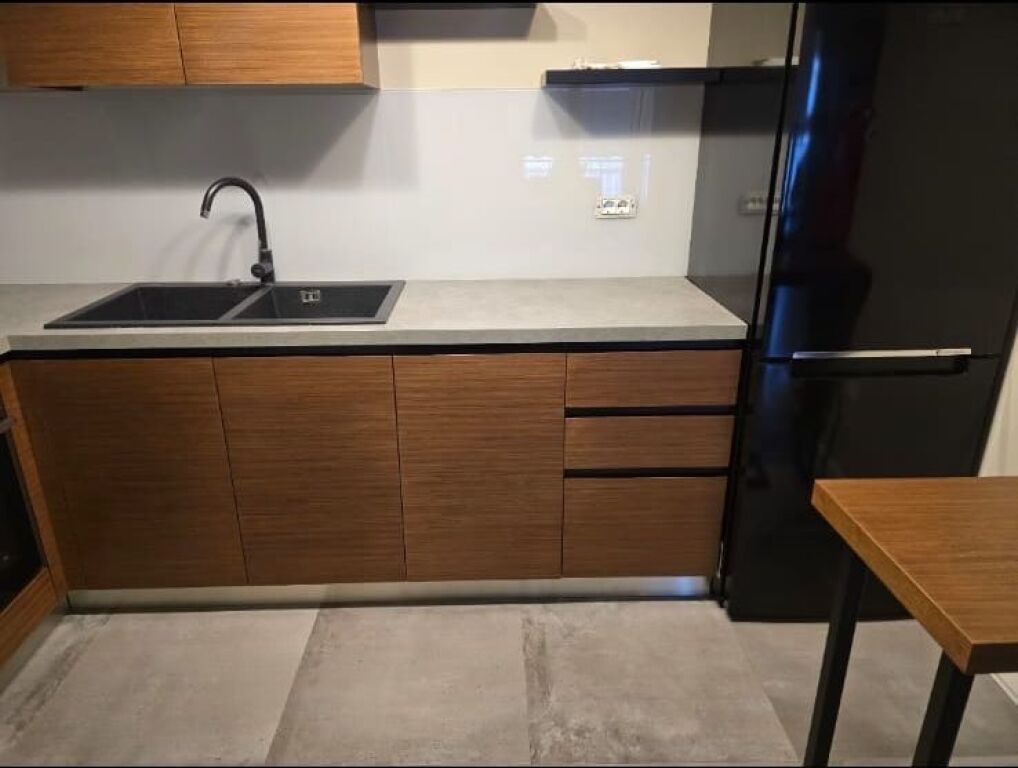 Apartament me qera 1+1 + post te Delijorgji