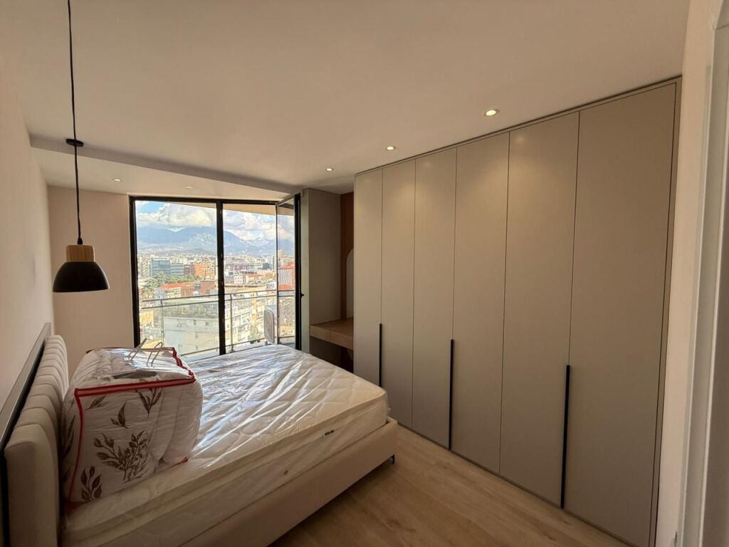 🏠Jepet me qera apartament 1+1 në Tiranë  📍 Vendndodhja: Rezidenca Golden Tower, Mine Peza💰 Çmimi: 800€ / muaj
