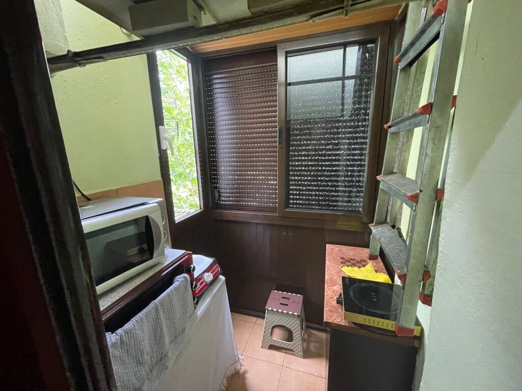 🏡 Appartamento 1+1 in Affitto – Ex Blocco (vicino a Caffè Roma)