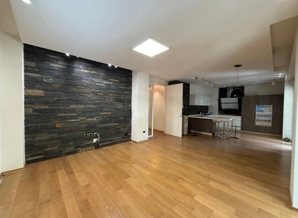 OFFICE FOR RENT – BLLOKU (SAMI FRASHËRI STREET) 2,000 € /Month