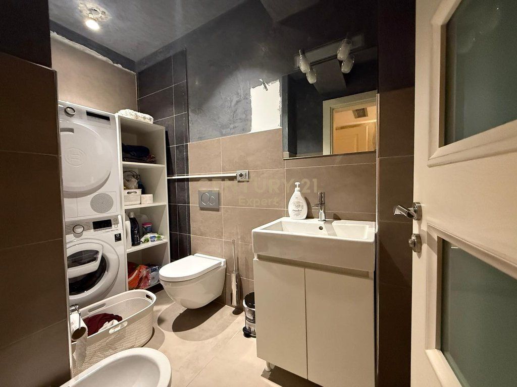 VENDIAMO DUPLEX NELLA RESIDENZA KODRA E DIELLIT 2 !!!
