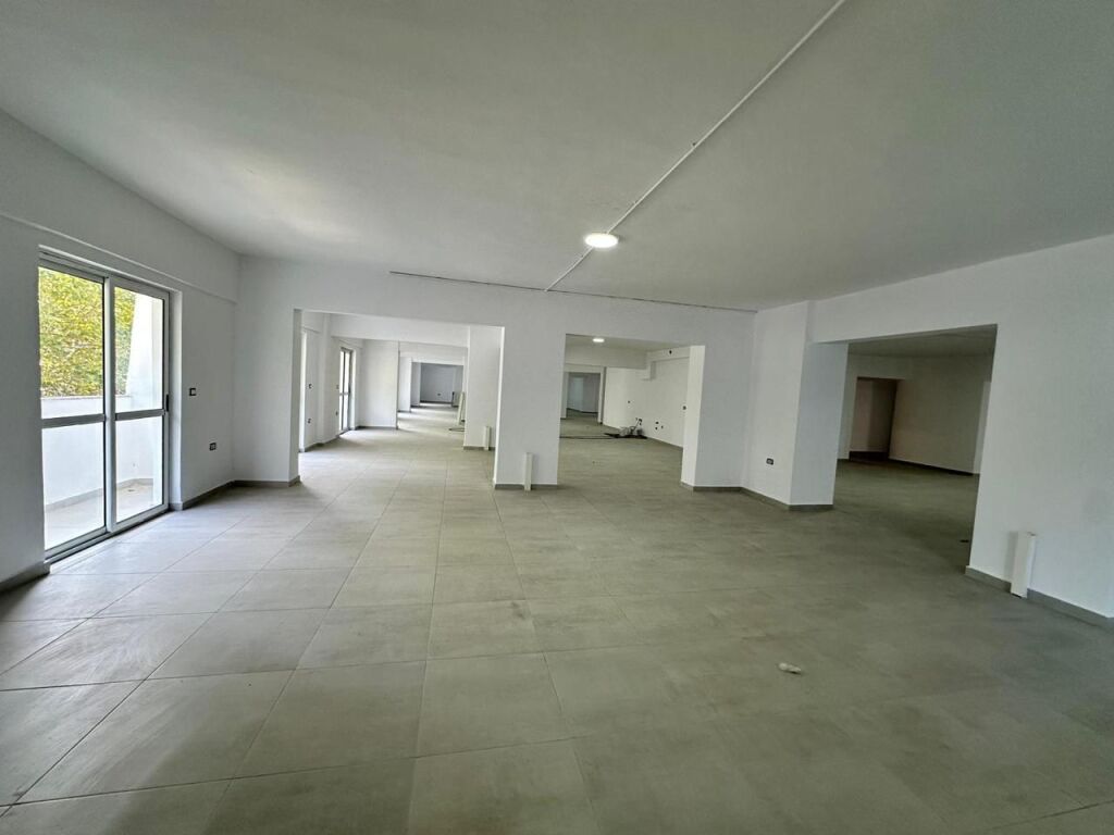 🏢 Open space environment for sale – Dritan Hoxha Street