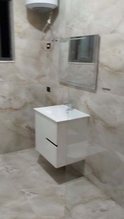 Affitto | Apartament 2 + 1 | Tregu Elektrik | 600 €/mese