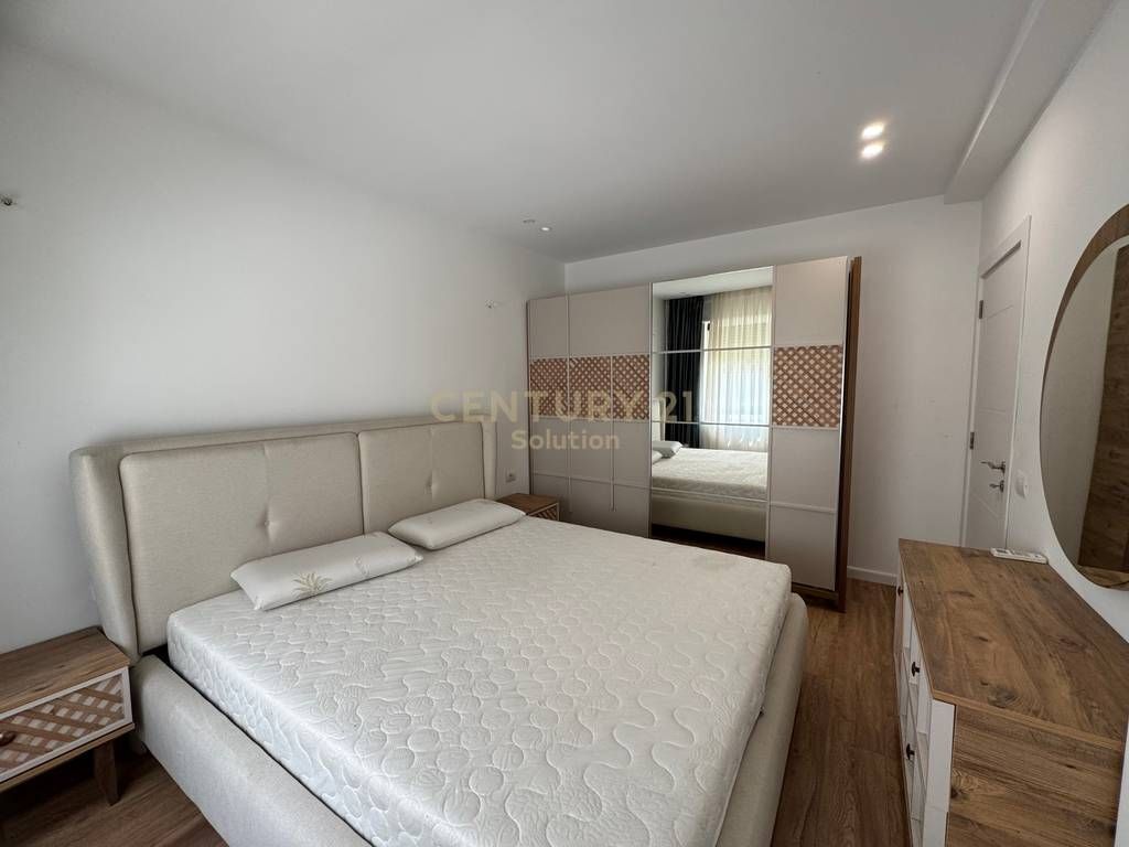 VENDIAMO APPARTAMENTO 1+1 INVESTITO VICINO AL GIARDINO BOTANICO!
