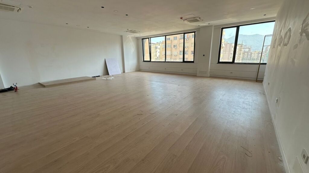 OFFICE SPACE FOR RENT AT DELIJORGJI COMPLEX