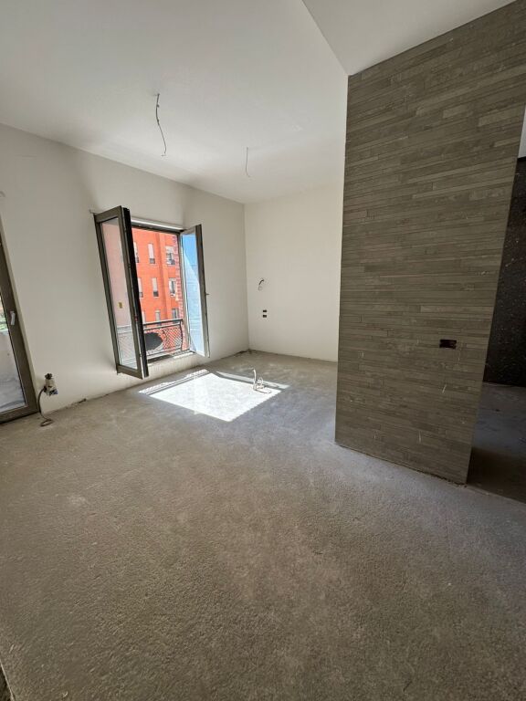 OFFICE FOR RENT DELIORGJI COMPLEX