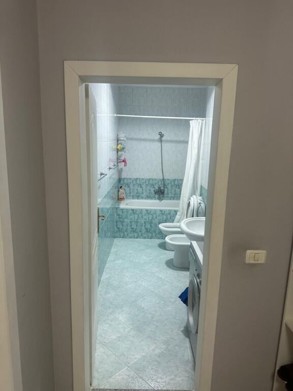 2+1,pallat i ri me ashensore,rruge e elbasanit,750 euro