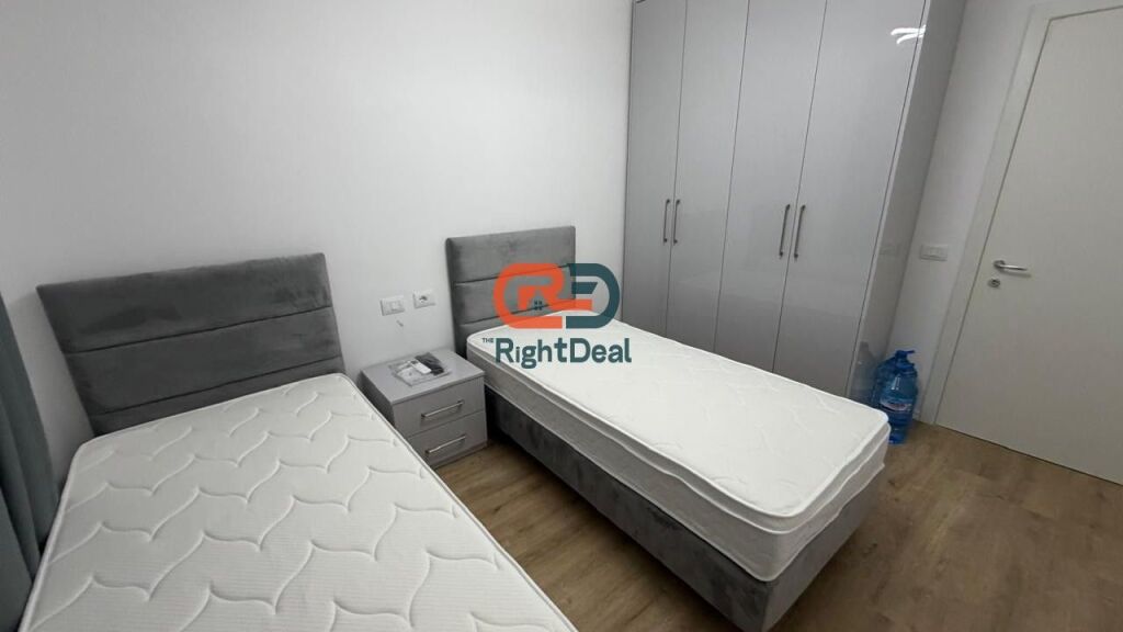 Tek Univers City, Jepet Me Qira Apartament 2+1+Post Parkimi!!
