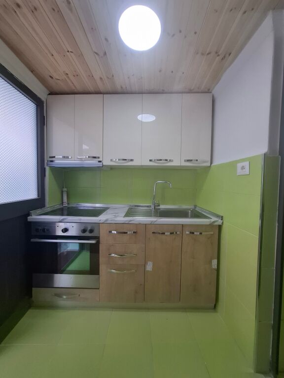 Monolocale/Casa in affitto 290Lek (mai abitato prima) - Q.Studenti, Scuola Bashkim Fino