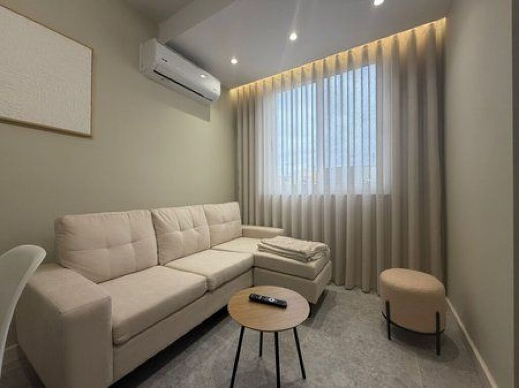 In vendita, 2 Appartamenti 1+1, 21 Dhjetori, Tirane.
