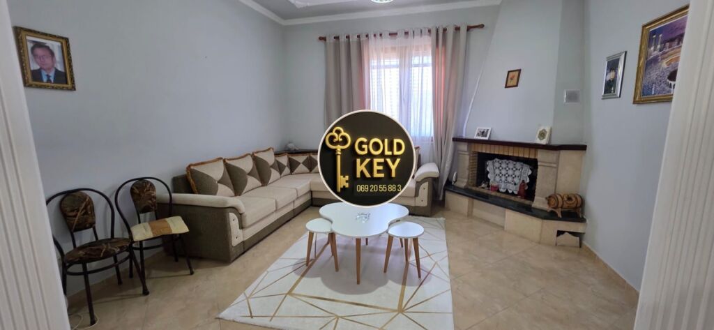 🏢✨ VILLA SU DUE PIANI IN VENDITA NELL'AREA DI SHIJAK ✨🏢
