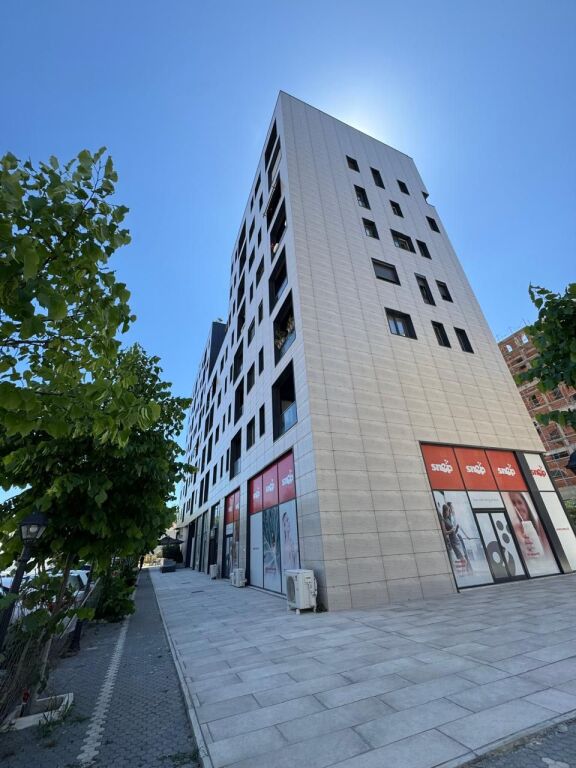 Qera | Ambjent Biznesi | Square 21 | 650 €/muaj