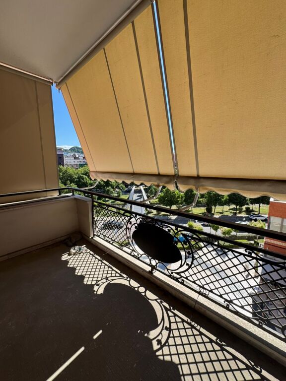 OFFICE FOR RENT DELIORGJI COMPLEX