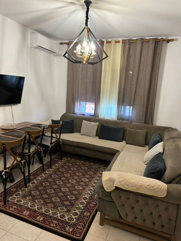 Affitto | Apartament 1 + 1 | Stadiumi Dinamo | 600 €/mese