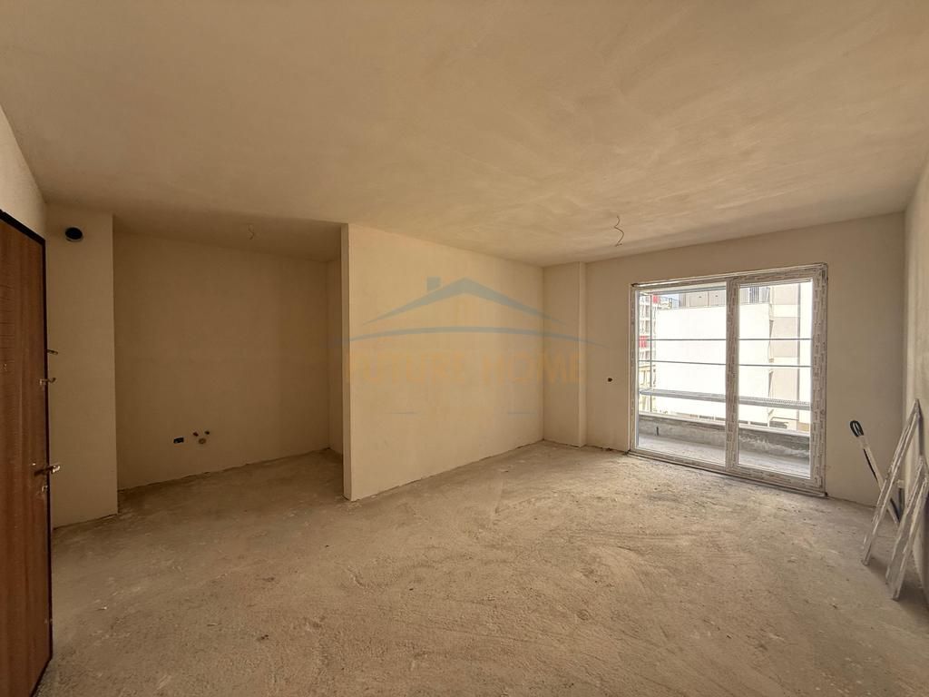 In vendita, Appartamento 2+1, Univers City, Tirana
