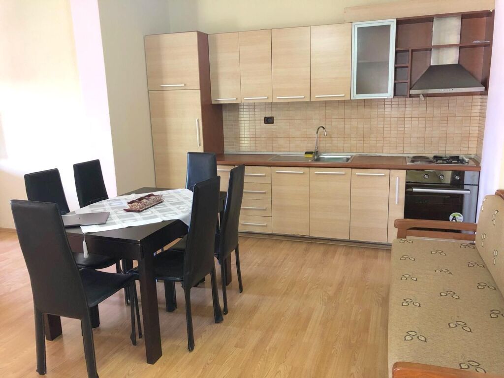 In affitto Appartamento 2+1+Balcone con🅿️parcheggio📍Via Jordan Misja
